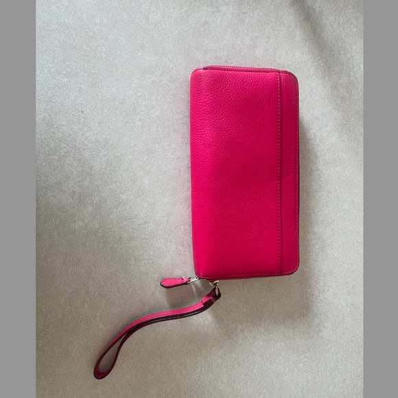 Coach City Zip Tote and Double Accordion Zip Wallet - Picture 9 of 11